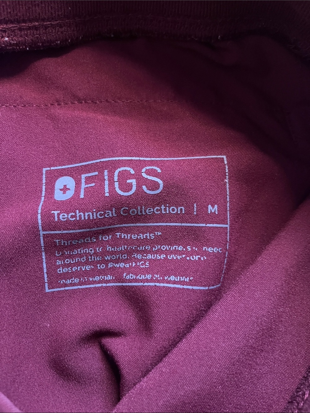FIGS Zamora Jogger Scrub Maroon Women’s M EUC - Picture 6 of 9